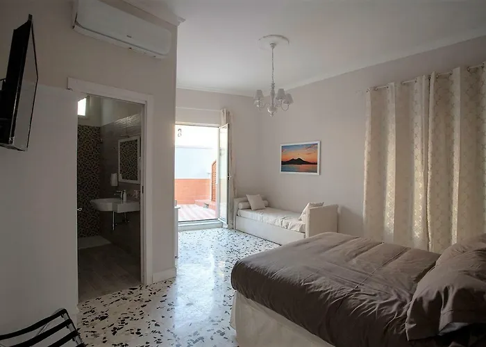 فندق مبيت وإفطار Agora Mura Greche نابولي