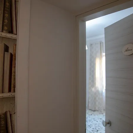 Agora Mura Greche 住宿加早餐酒店 那不勒斯