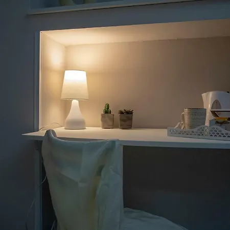 Alojamento de Acomodação e Pequeno-almoço Agorà Mura Greche 4*